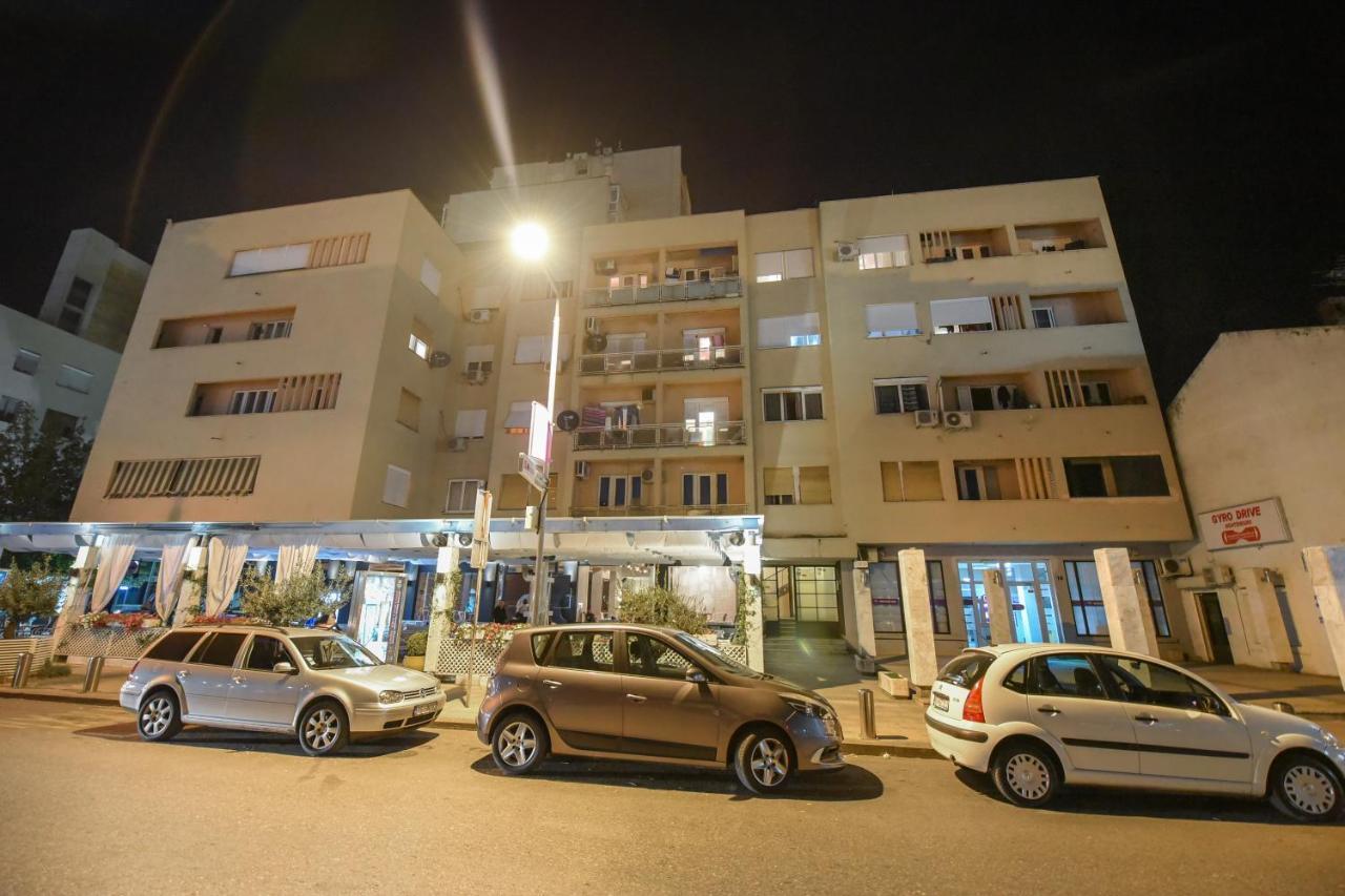 Apartman Centar 1 Подгорица Экстерьер фото