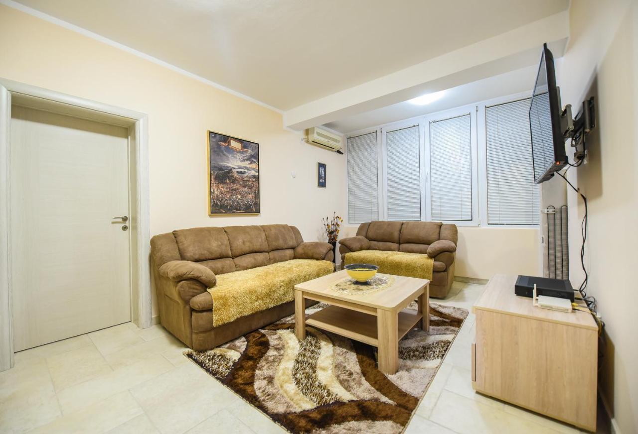 Apartman Centar 1 Подгорица Экстерьер фото