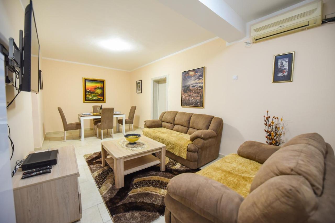 Apartman Centar 1 Подгорица Экстерьер фото